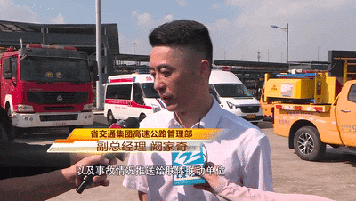 1694567175906054343.gif 1.gif