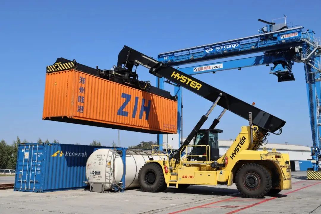 1698283276483059555.jpg 8.jpg